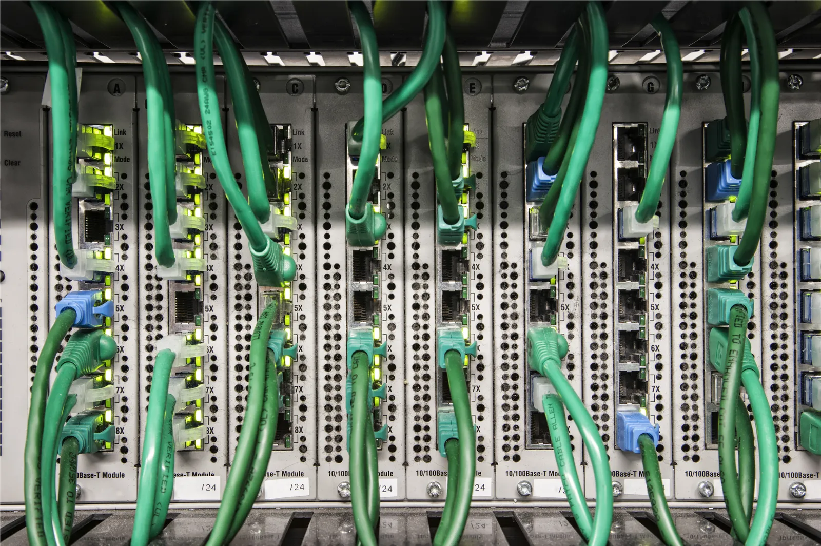 Scaling Without Microservices: Yes, It’s Still a Thing